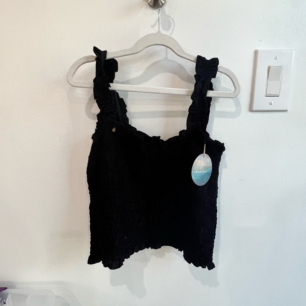Black Ruffle Tank Top Fitted